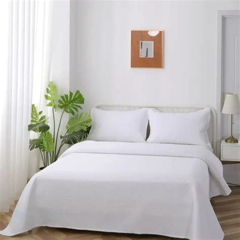 OrcaJump Exquisite Lace Lingerie Set With Chain Embellishments OrcaJump Store