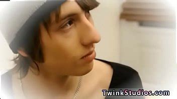 Boy Hitchhikers Truckers Gay Sex Brody Frost And Direly Strait Stop XNXX