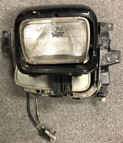 1985-1996 C4 Corvette Headlight for sale - Corvette Parts For Sale