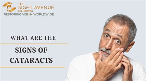 What are the signs of cataracts?