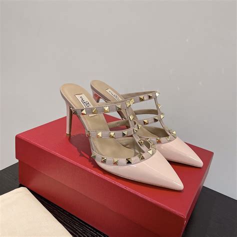 VALENTINO High Heels Nude Pink Rivet Pointed Flip Flop Baotou Stiletto