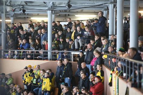 GKS Katowice GKS Tychy ZDJĘCIA KIBICÓW WYNIK Derby na lodzie dla