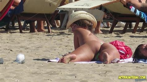 HOT BIKINI TEENS Sexy Bikini Hot Milf Backview At The Beach Porn Videos
