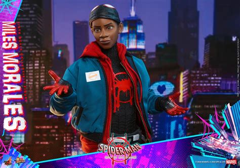 Hot Toys MMS Spider Man Into the Spider Verse Miles Morales AcareToys จำหนาย ของเลน