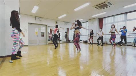 工藤めぐみさんのインスタグラム動画 工藤めぐみinstagram「👯‍♀️ 先日のmeguサンバダンスレッスン🔥中級クラス！ 段々と