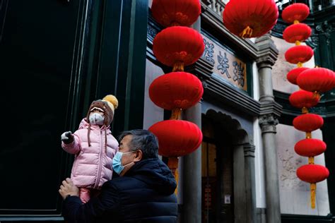 Chinas Population Falls Heralding A Demographic Crisis The Japan Times