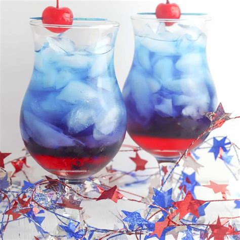 Layered Red and Blue Kool-Aid Punch | Champagne and Coconuts