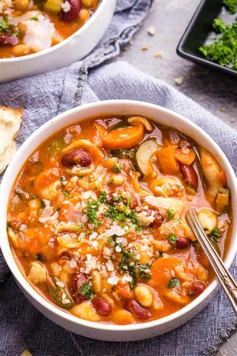 Minestrone Soup Recipe Olive Garden Copycat The Kitchen Girl