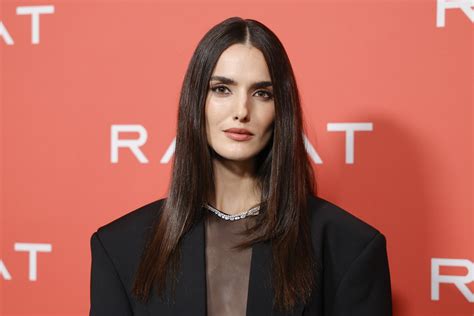 La modelo Blanca Padilla anuncia que está embarazada de su primer hijo