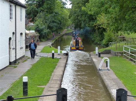 The Coventry Canal At Atherstone Lock No Mat Fascione Geograph