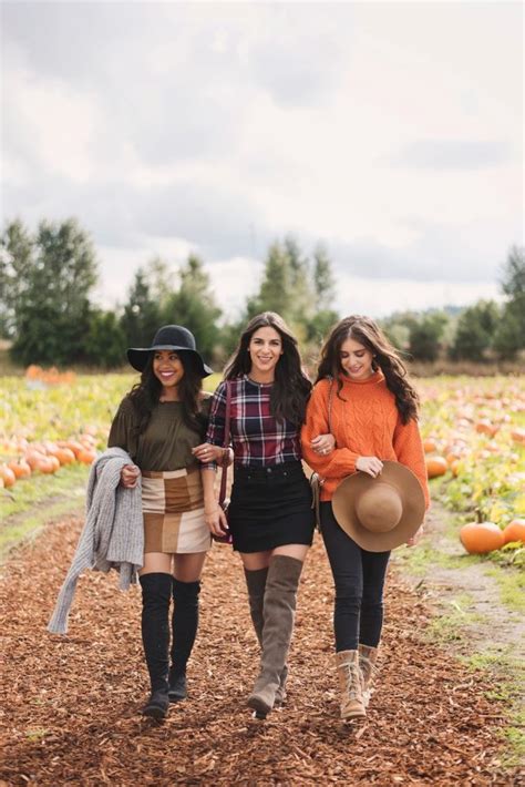 Fall Photo Ideas With Friends Emma S Edition