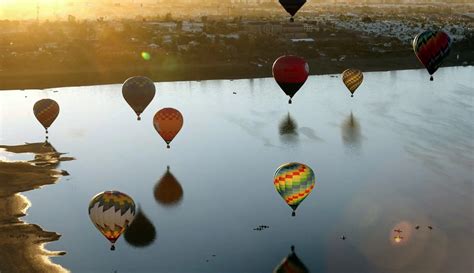 Warna Warni Festival Balon Udara Internasional Di Meksiko Foto