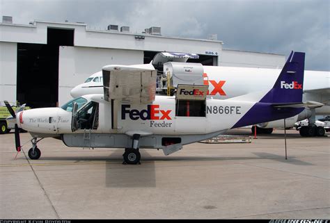 Cessna 208b Super Cargomaster Fedex Feeder Aviation Photo 1227675