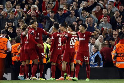 Barcelona vrea să i dea lovitura de grație lui Liverpool Catalanii au