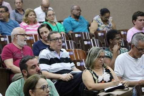 Clero E Leigos Da Diocese Participam De Formação Permanente Em