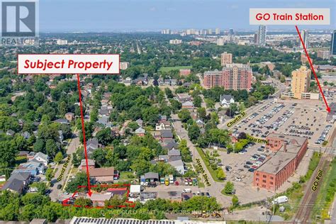 38 Downtown Brampton Real Estate MLS® Listings & Houses for Sale ...