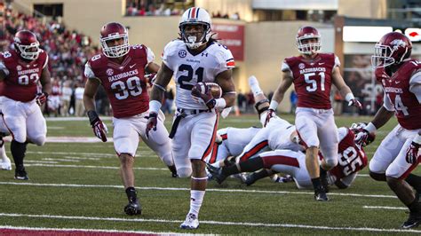 Auburn vs. Arkansas 2013 final score: Tigers coast by Razorbacks, 35-17 ...