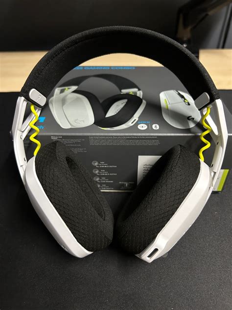 Logitech G435 SE, Audio, Headphones & Headsets on Carousell