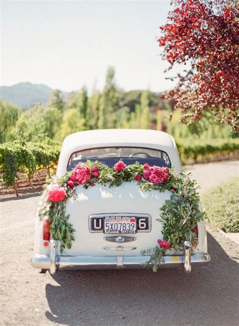 30 Ways To Decorate Your Wedding Getaway Car Page 2 Of 6 Hi Miss Puff