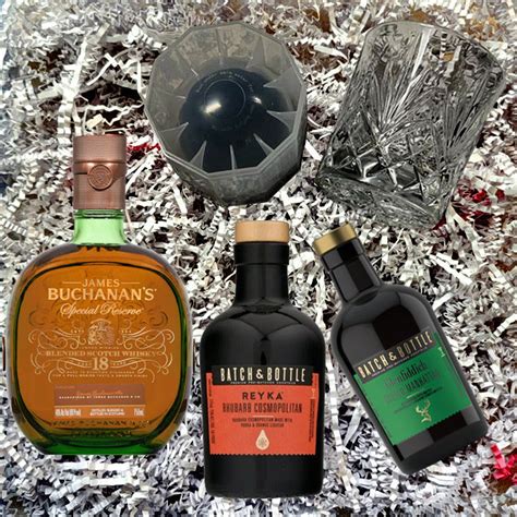 Buchanans 18 Yr Blended Scotch Gift Pack – Pensacola Liquors