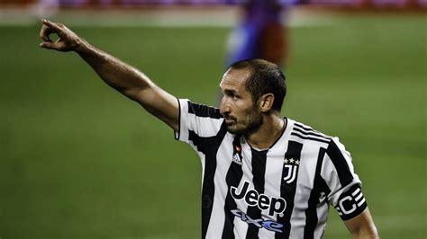 Giorgio Chiellini Returns To Juventus Turin