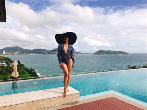 Hương Giang Idol khoe đường cong hút mắt với bikini sau 2 tháng mất tích