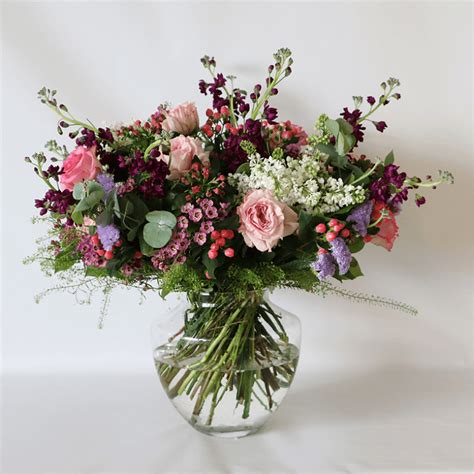 Buy Best Flowers Online In Qatar Plaza Hollandi Qatar