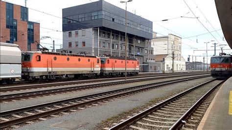 Tandem Alpenstaubsauger mit Güterzug bei Linz 1144 230 0 und 1144 012