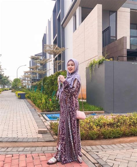 Inspirasi Ootd Hijab Ala Adinda Amira Syar I Namun Elegan