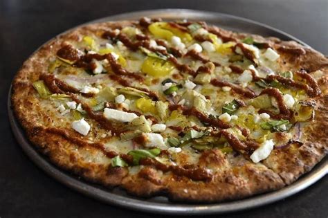 Texas pizza chain continues expansion into Charlotte region - Pie Five Pizza