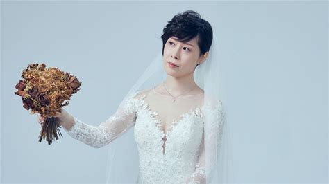 和演員尪結婚十年 ！《咒》女主爆紅 披火辣白紗吐婚姻觀 娛樂星聞