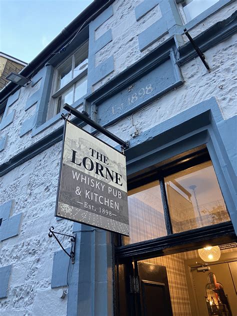 Victoria Wells on Twitter: "The Lorne, Oban - very welcoming, tartan