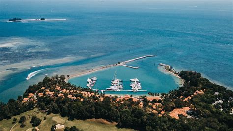 Menjelajahi Pulau Batam Panduan Perjalanan Utama Anda Ke Permata