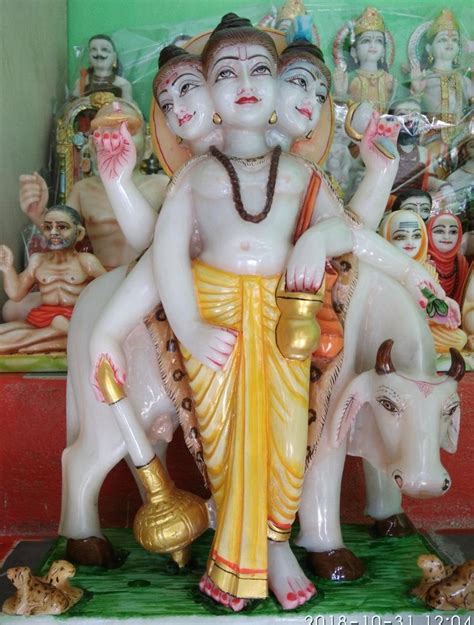 Painted Hindu White Marble Dattatreya Statue For Temple Size 3 Fit