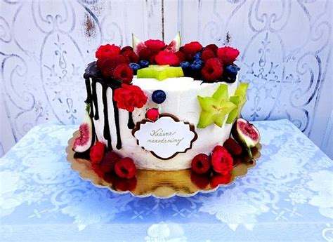 Summer fruit cake - Decorated Cake by Daphne - CakesDecor