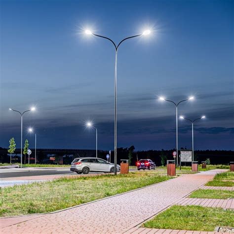 Galvanized M Conical Octagonal Street Lighting Column With