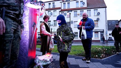 Narodowo I Patriotycznie W Kamieniu Pomorskim Film Kamienskie Info