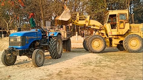 JCB 3dx Backhoe Loading Black Mud In Sonalika Di 47 Rx Tractor Fully