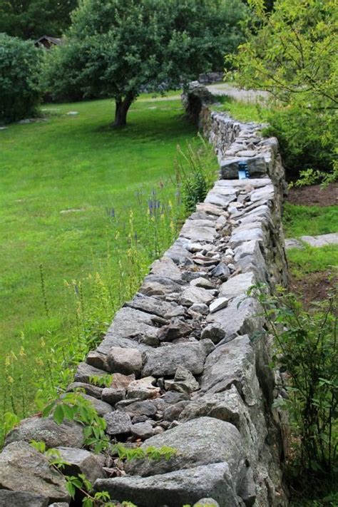 Click Through To Read A Great Blog Entry On Stone Walls In New England