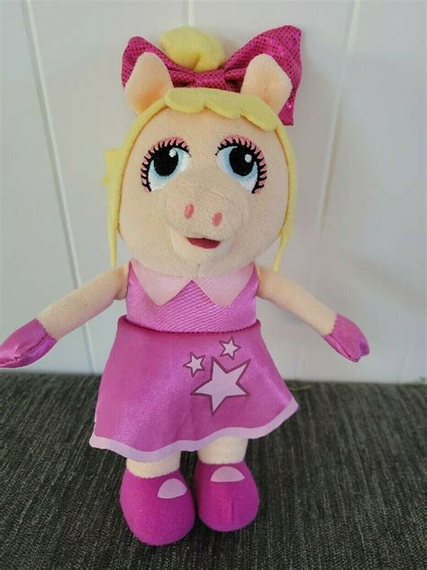 Miss Piggy Plush in 2022 | Miss piggy, Muppet babies, Piggy