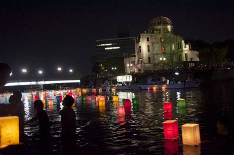 Lantern Floating Ceremony Get Hiroshima