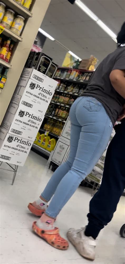 Juicy Latina In Tight Jeans Forum