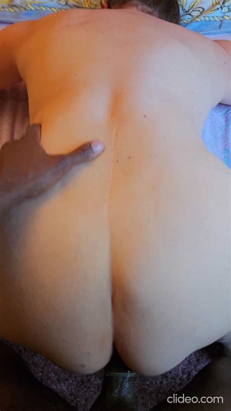 Encore La Vieille Balance Ta Nude