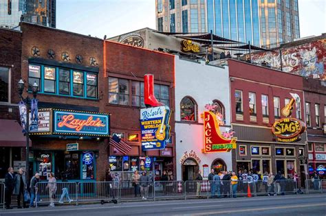 Thinking Nashville By The Clock How Timezone Shapes Life In The Music City