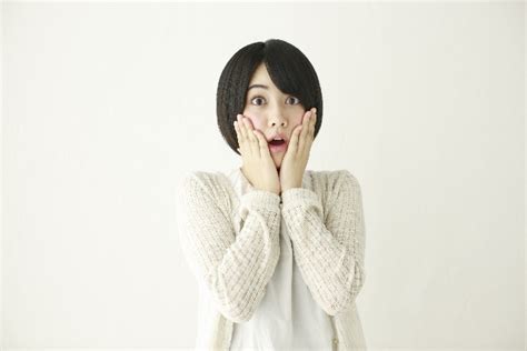 女性が好きな人に見せる顔。驚いた表情に込められた感情とは ラブリ