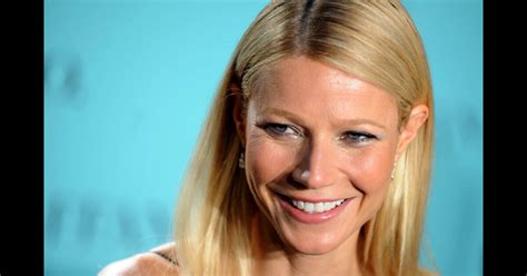 Gwyneth Paltrow Fait Scandale Avec La Photo D Une Petite Fille En Bikini Purepeople