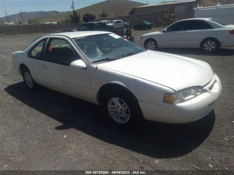 1FALP62W1TH135240, 1996 Ford Thunderbird Lx on IAAI