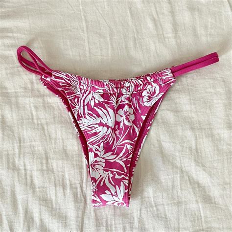 Cute Roxy Bikini Bottoms Hot Pink And Floral These Depop