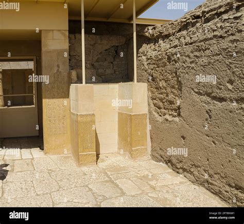 Egipto Saqqara tumba de Horemheb sala de la estatua Fotografía de