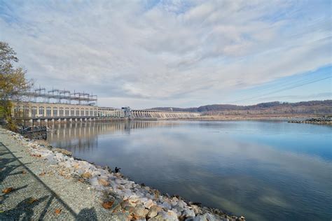 Mike's Photographs : Conowingo Dam and Bald Eagles